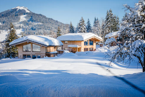 chalets exterior view