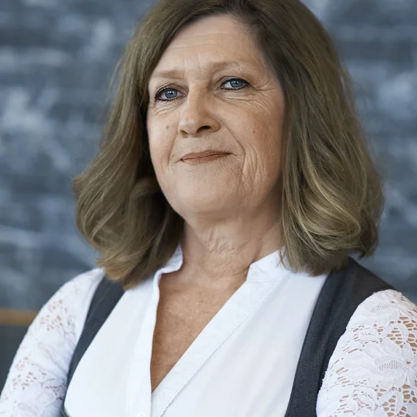 woman with brown hair