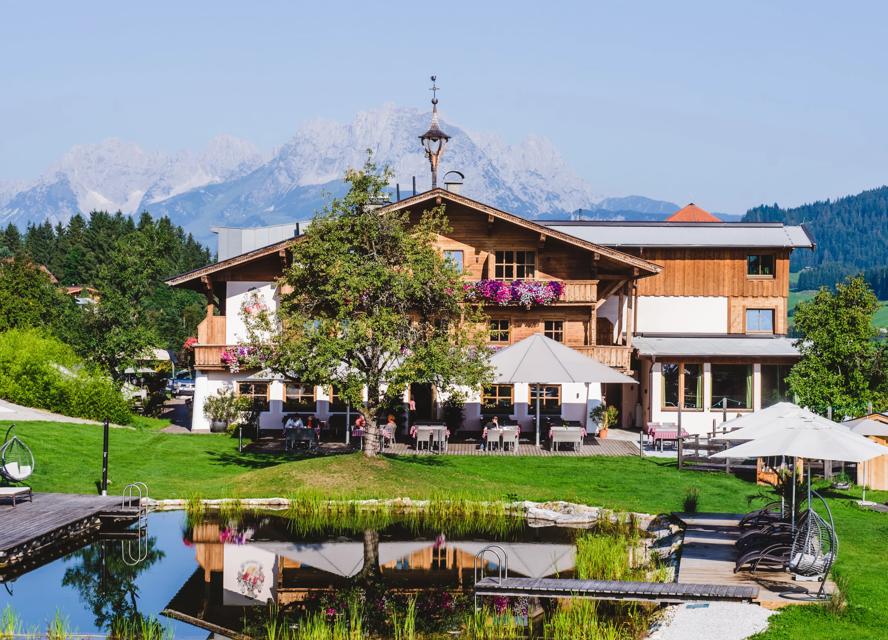 Außenansicht Hotel Sommer