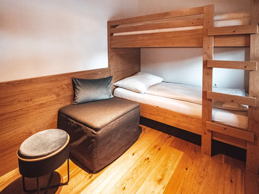 Stockbett Hotel Chalets Grosslehen Gutshaus Suite