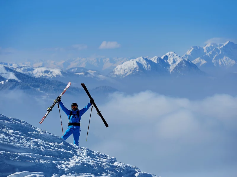 skiing